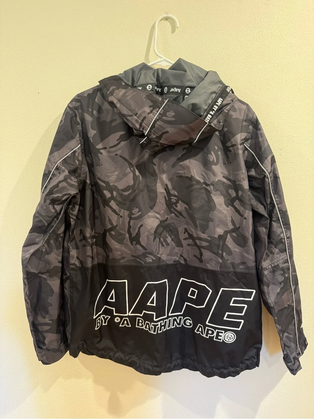 A Bathing Ape kids hooded